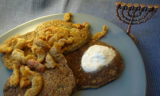 Zucchini latkes with cheese (Brand 352 crepe maker)