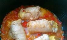 Chicken rolls with vegetable gravy in Oursson 4002 pressure cooker