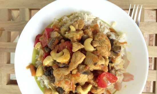 Chicken with cashews and curry