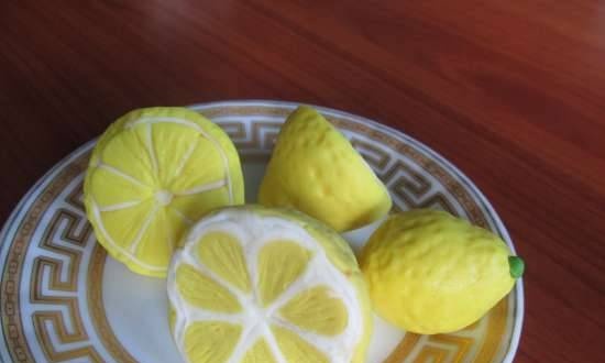 Ликьор Limoncello, или италиански мезим