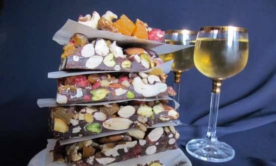 شوكولاتة بالمكسرات (Decadent Chocolate Bark)