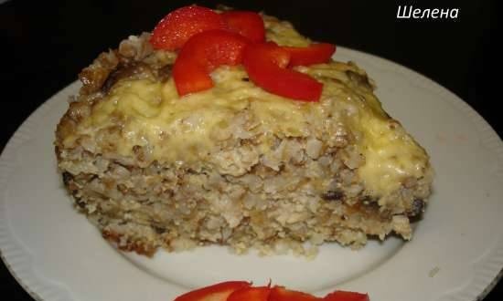 Buckwheat casserole na may tinadtad na karne at kabute (pressure cooker Polaris 0305)