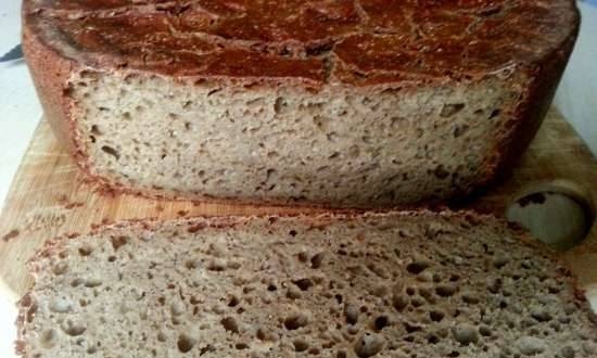 Roggebrood (honderd procent) met zuurdesem