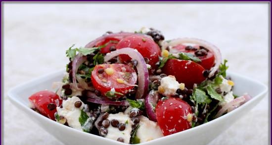 Salad with sprouted lentils Beluga