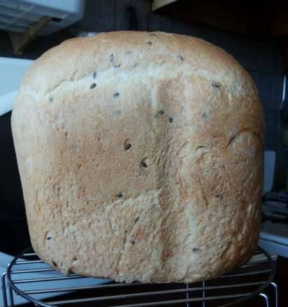 Pane di frumento con semolino e semi di lino