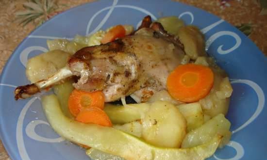 Rabbit baked with apples and zucchini