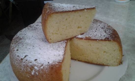 Torta di ricotta in una pentola a cottura lenta