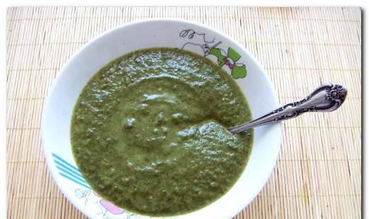 Zuppa cremosa di broccoli e spinaci