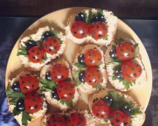 Ladybug Sandwiches