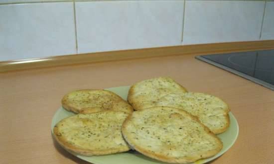 Focaccia manipis na malutong (gumagawa ng tinapay)