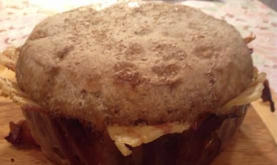 Bread in a clay pot (Brot im Tontopf)