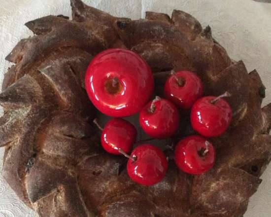 Festive bread wreath