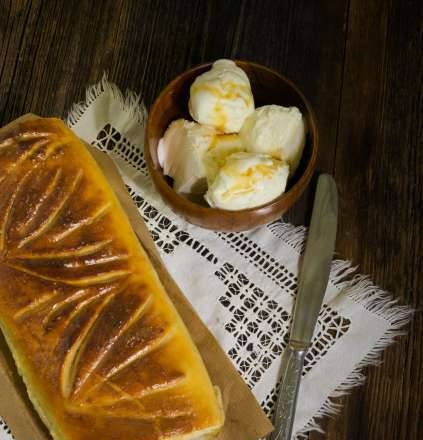 Nuts and Poppy Seed Strudel - Layered Strudel mit Nessen und Mohn