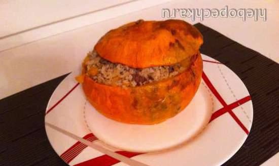 Olla de calabaza con carne y arroz