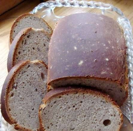 Pane di grano con lievito naturale di segale con semi di lino, crusca