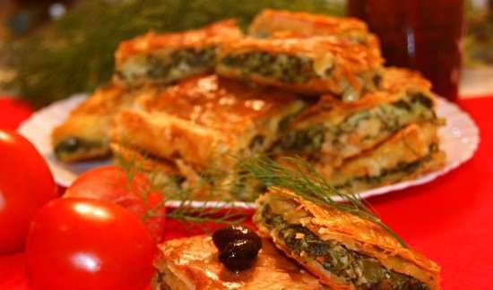 Pastel de hojaldre de verano con espinacas (σπανακόπιτα)