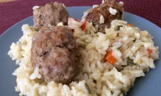 Risotto con albóndigas