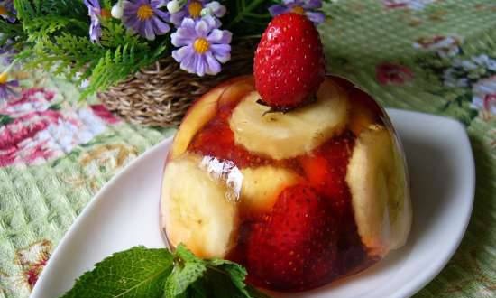 Plàtans amb maduixes a gelatina de llimona