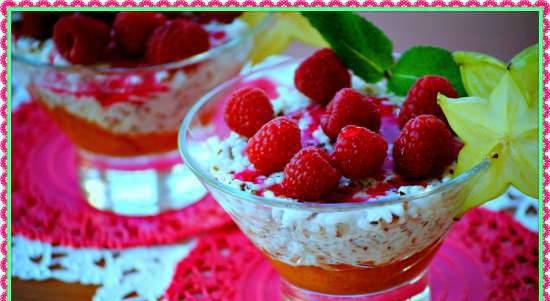 Arroz con leche sobre helado con sabor a menta, semillas de sésamo y fruta