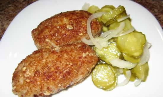 Met noten gepaneerde schnitzels