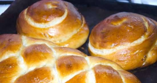 Challah festive on Rosh Hashanah (leavened)