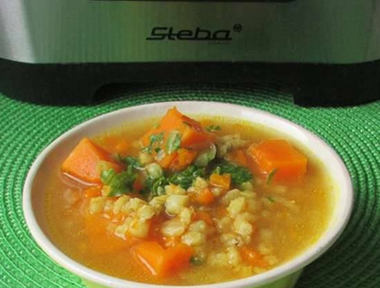 Sopa d’ordi amb carbassa en un Steba DD2 multicooker