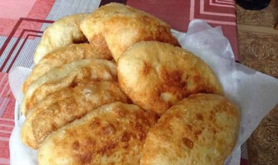 Fried pies with potato broth and sourdough