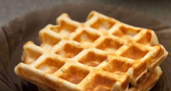 วาฟเฟิลกล้วยในเหล็กวาฟเฟิลไฟฟ้า GF-040 Waffle-Grill-Toast