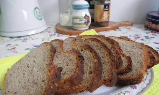 Pan de centeno con pan de linaza y semillas de sésamo sobre una masa