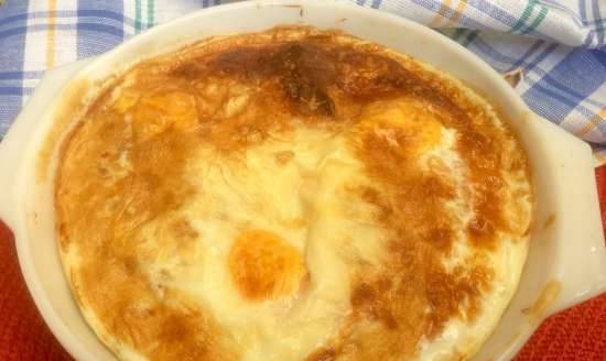 Cazuela de patatas con huevos revueltos