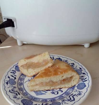 Apple pie sa curd kuwarta (multicooker Toshiba RS-18NMFR)