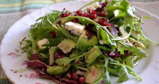 Arugula salad with salmon and mushrooms