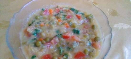 Slow-cooked pea soup without salt