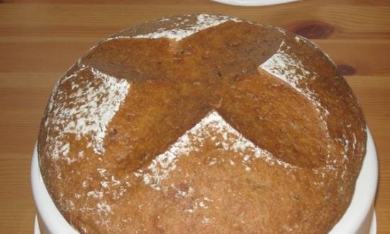 Soda bread con farina di segale in un multicooker Panasonic