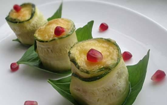 Zucchini cuộn với julienne