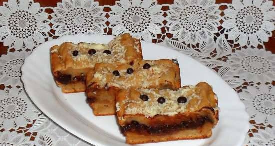 Cottage cheese and chocolate cakes with cookies