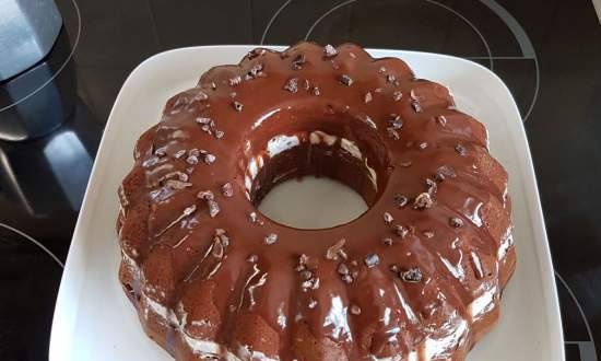 Torta di ciliegie di uccelli