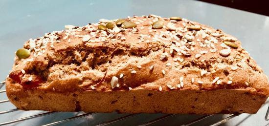 Pan de centeno integral dietético con masa madre de jengibre