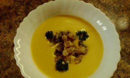 Pumpkin puree sopas