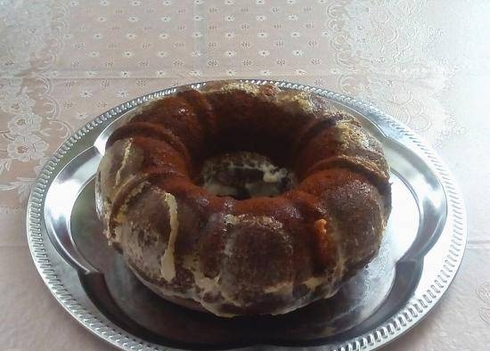 Torta al miele semplice con ripieno di panna acida