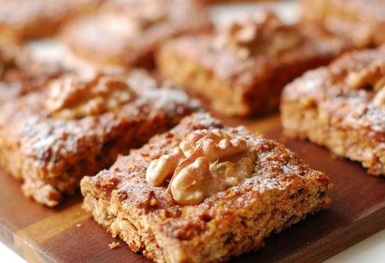 Galletas con manzanas, dátiles y nueces