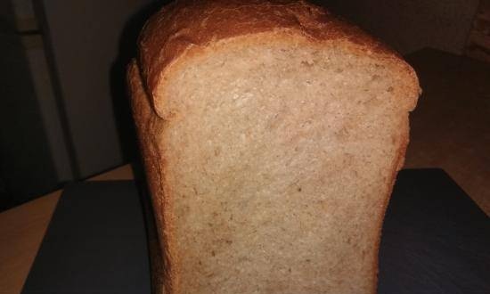 Tarwe-boekweitbrood met zemelen en ascorbinezuur