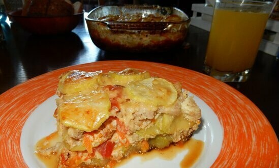 Zucchini casserole na may tinadtad na karne