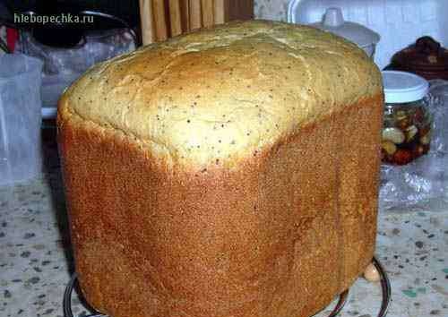 Pane alle mele in una macchina per il pane