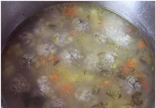 Sopa de Mandonguilles