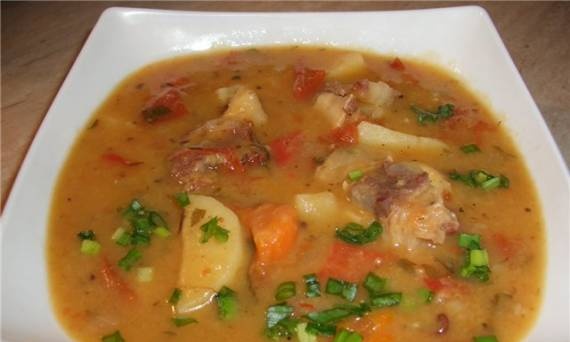 Sopa de puré de guisantes (multicocina Cuckoo 1054)