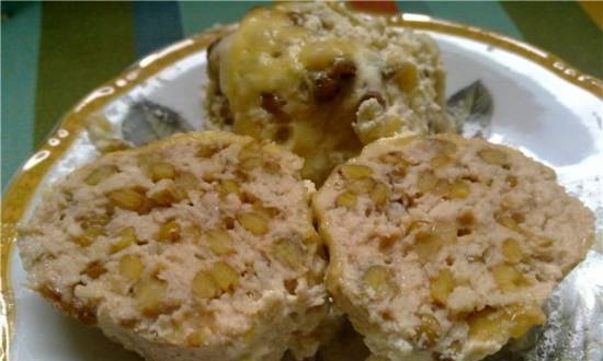 Polpette di tacchino con lenticchie in una pentola a cottura lenta