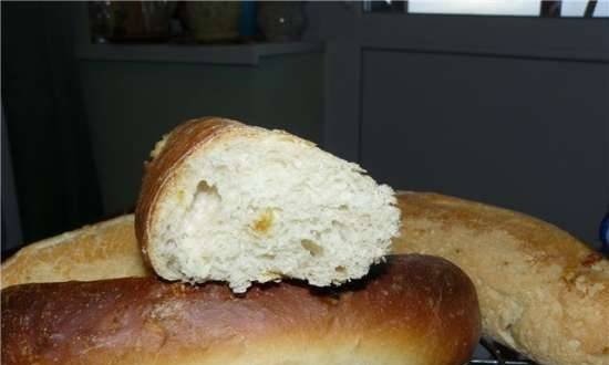 Baguettes de masa madre en una panificadora