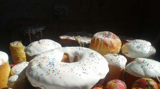 Kulich with Myasoedovskaya in the oven (master class)