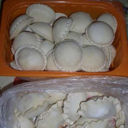 Dumplings and dumplings mold